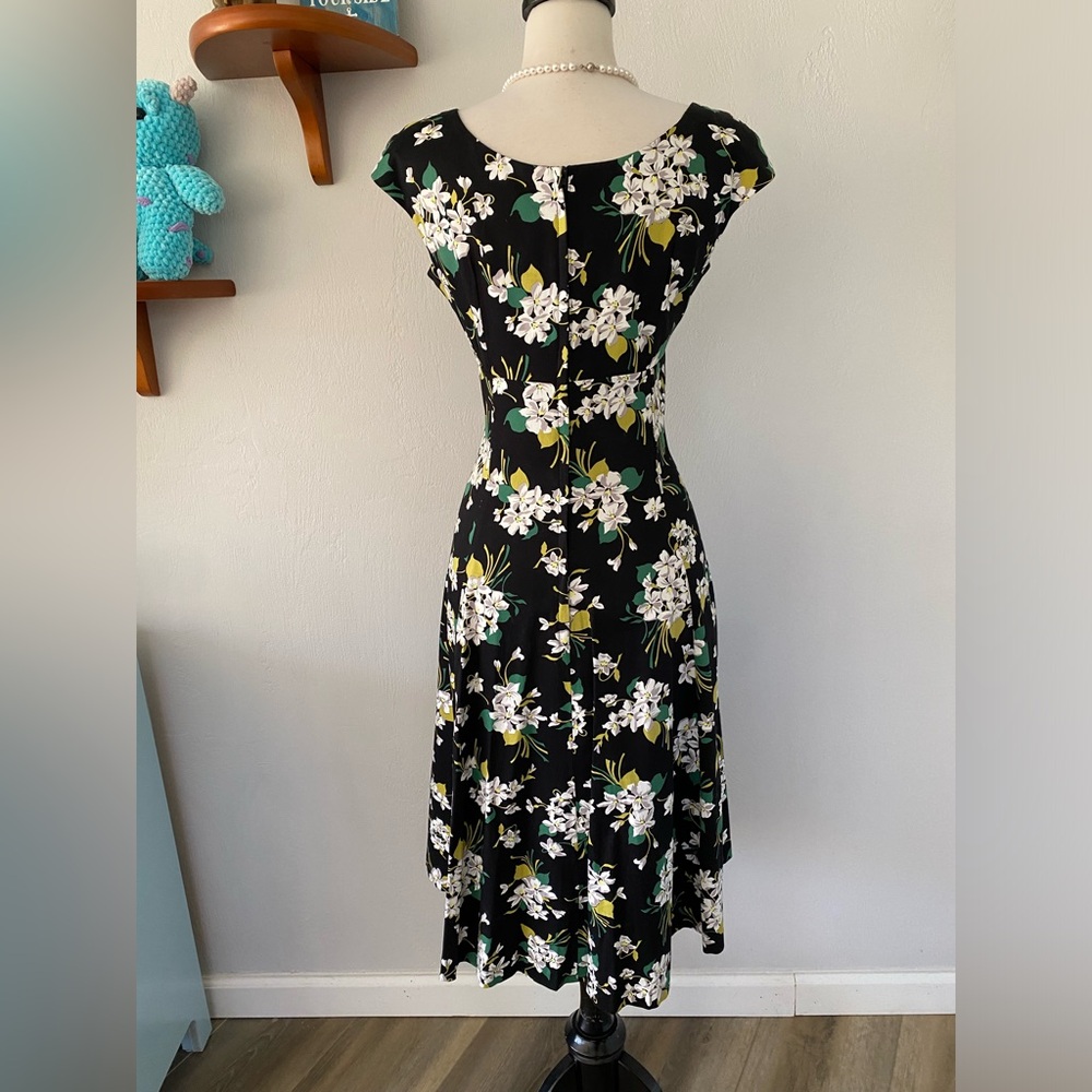 😃 SOLD 😃Retrospec’d Black Floral 1950’s Inspired Dress - Picture 3 of 8